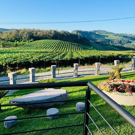 Vista Vigneti Albergo & Vino - Vale Dos Vinhedos Bento Goncalves Bagian luar foto